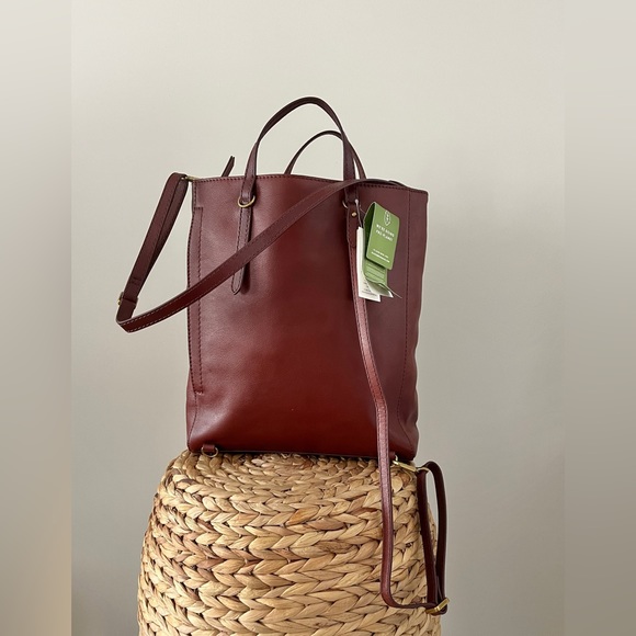 New with tags - Fossil Camilla Convertible Bag - Picture 2 of 4